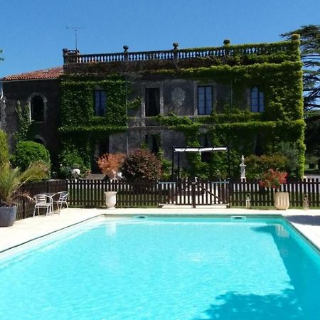 Chateau Le Poiron Bed & Breakfast Pissotte Luaran gambar