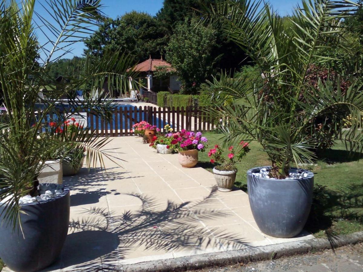 Chateau Le Poiron Bed & Breakfast Pissotte Luaran gambar